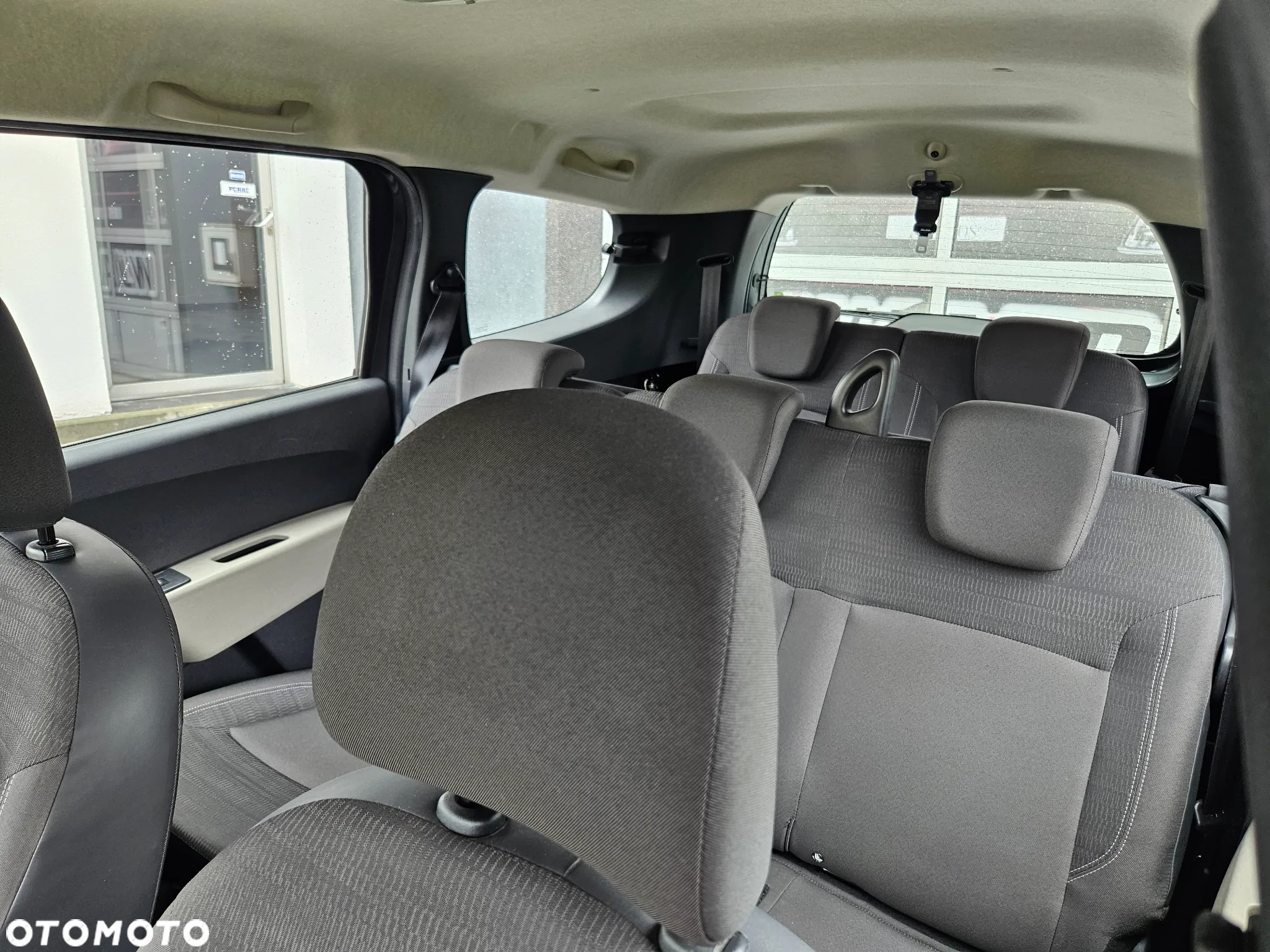 Dacia Lodgy 1.5 dCi Prestige - 18