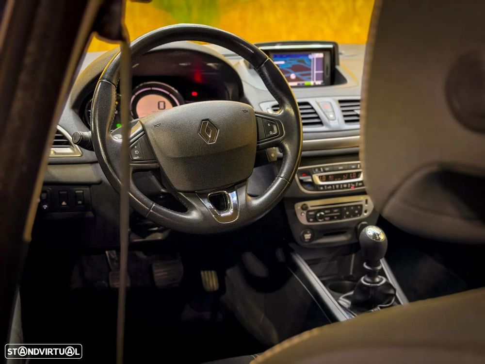 Renault Mégane Sport Tourer 1.5 dCi Confort SS - 24