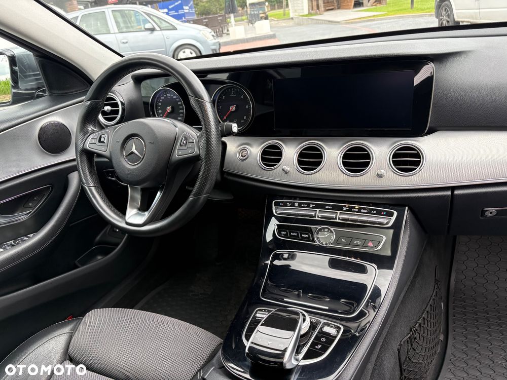 Mercedes-Benz Klasa E 200 d 9G-TRONIC Avantgarde - 18
