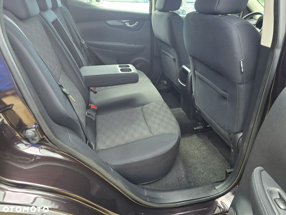 Nissan Qashqai - 12