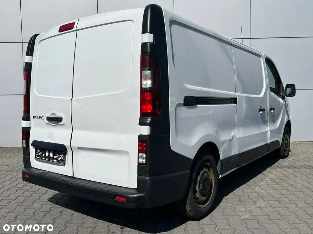 Renault Trafic - 13