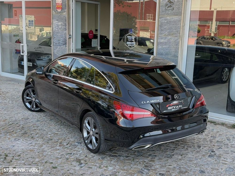 Mercedes-Benz CLA 180 d Shooting Brake Urban - 2