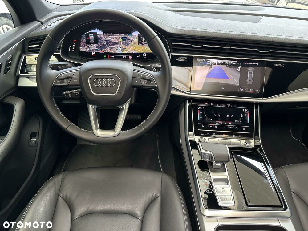 Audi Q7 - 11
