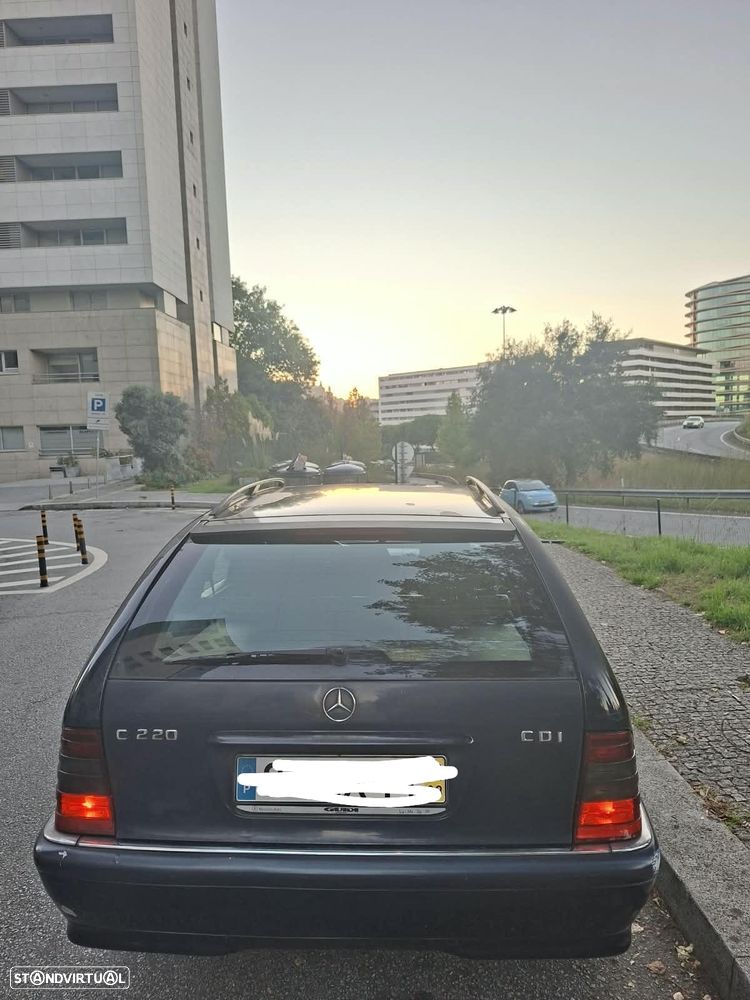 Mercedes-Benz C 220 - 4