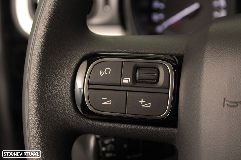 Citroën C3 1.2 PureTech Shine - 28