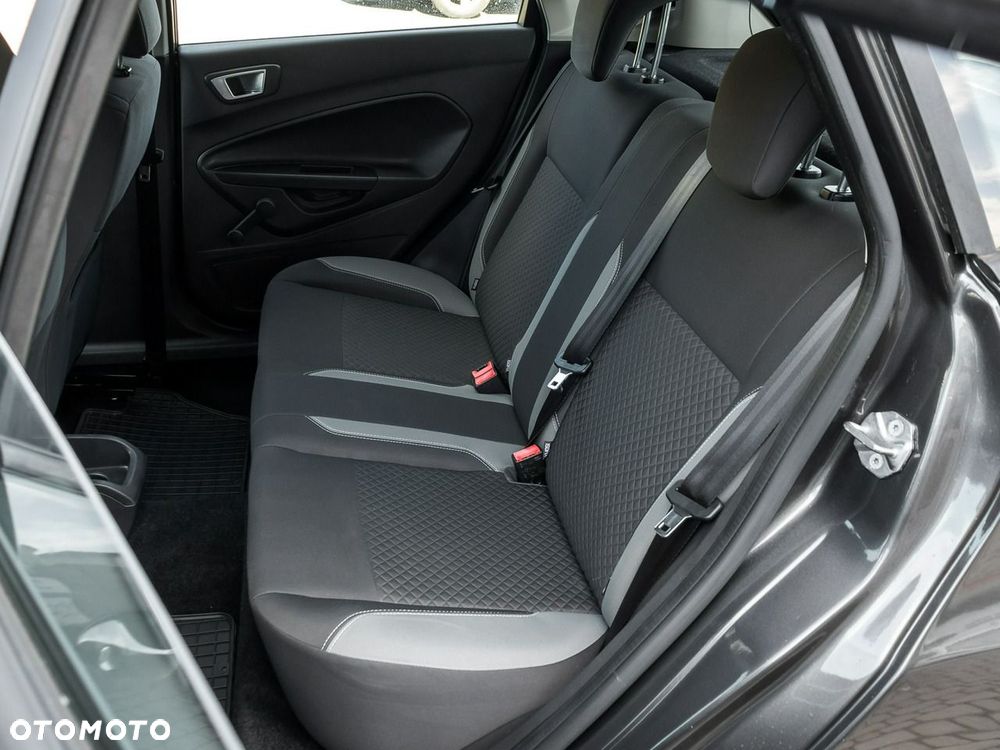 Ford Fiesta - 28