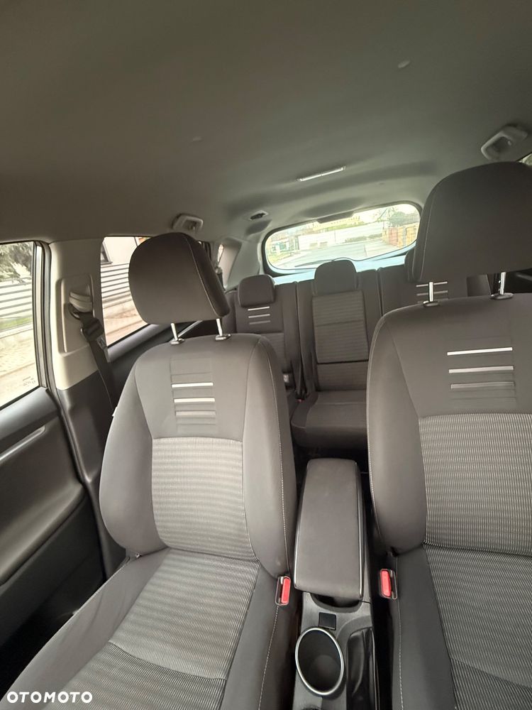 Toyota Verso - 5