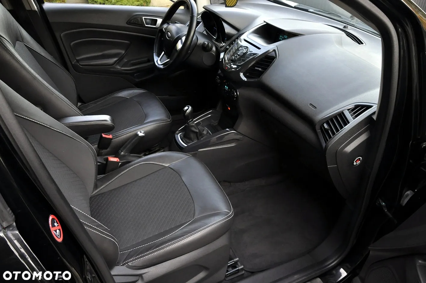 Ford EcoSport 1.0 EcoBoost TITANIUM - 12