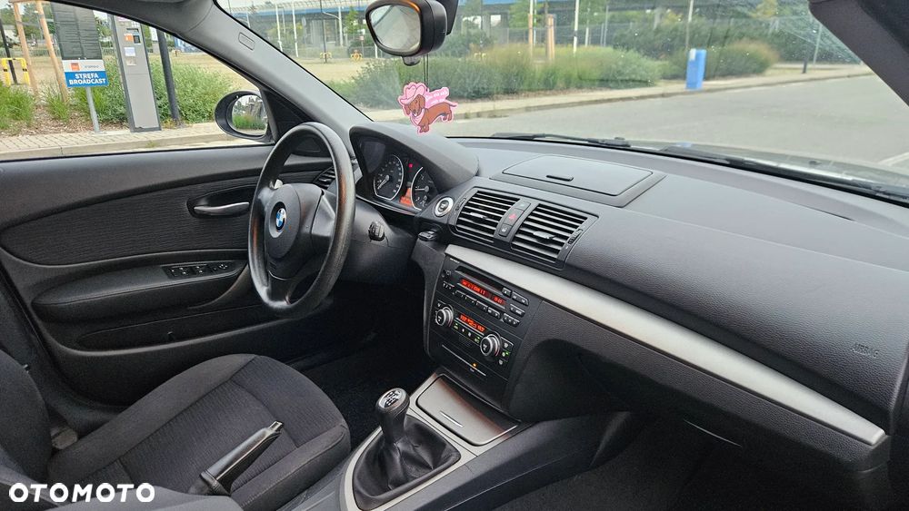 BMW Seria 1 - 17