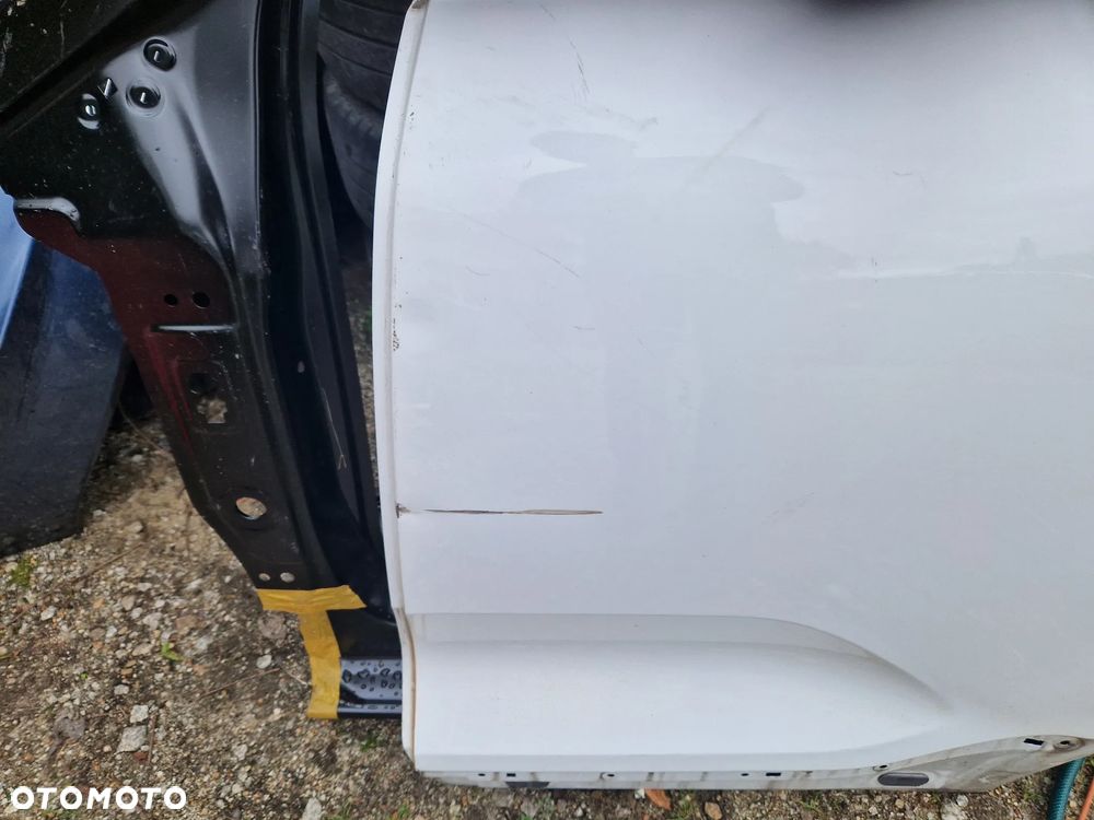 Volvo XC40 II drzwi lewy tył tylne 32399014 - 2