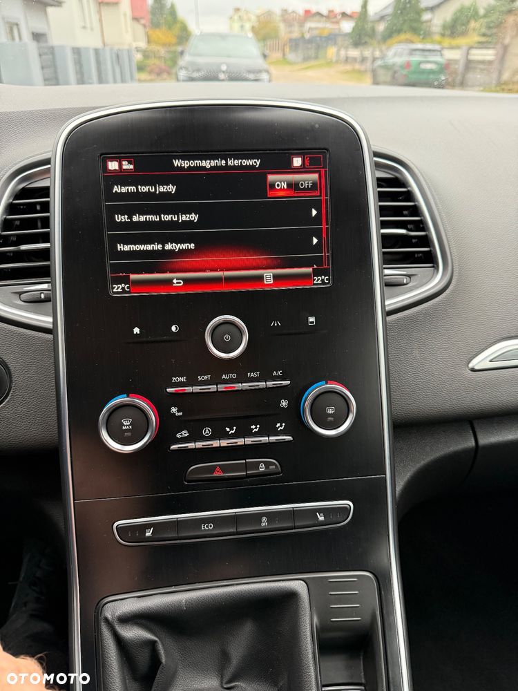 Renault Grand Scenic BLUE dCi 120 BUSINESS EDITION - 23