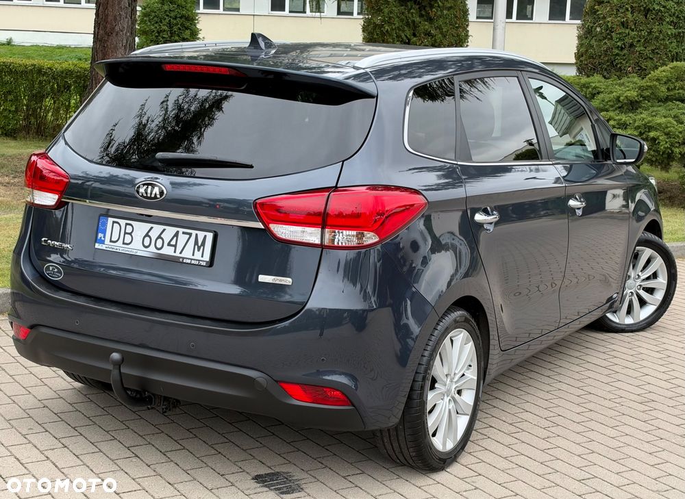 Kia Carens 1.7 CRDi 141 Dream Team Edition - 26