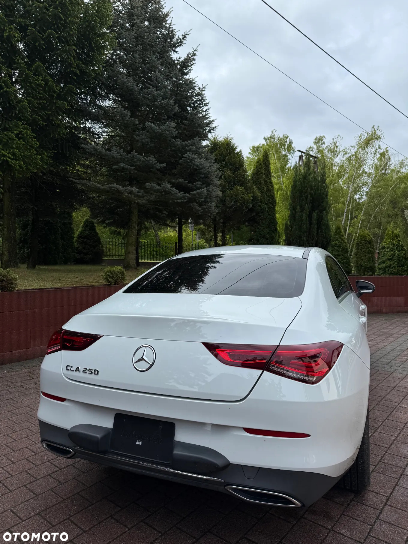Mercedes-Benz CLA 250 Progressive 7G-DCT - 4