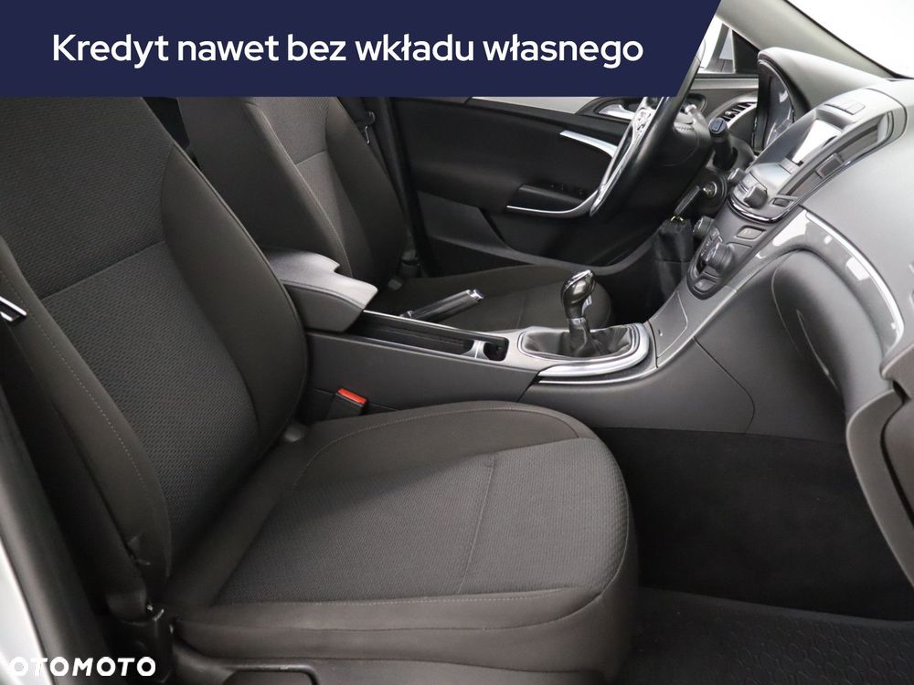 Opel Insignia - 11