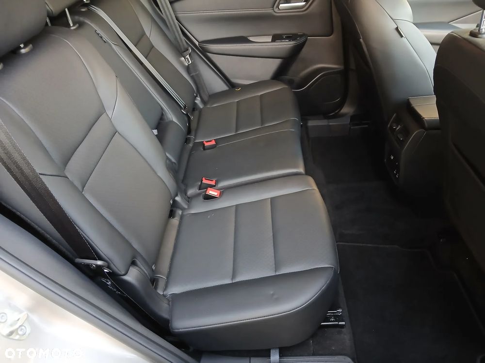 Nissan X-Trail 1.5 VC-T e-POWER N-Connecta e-4ORCE 7os - 11