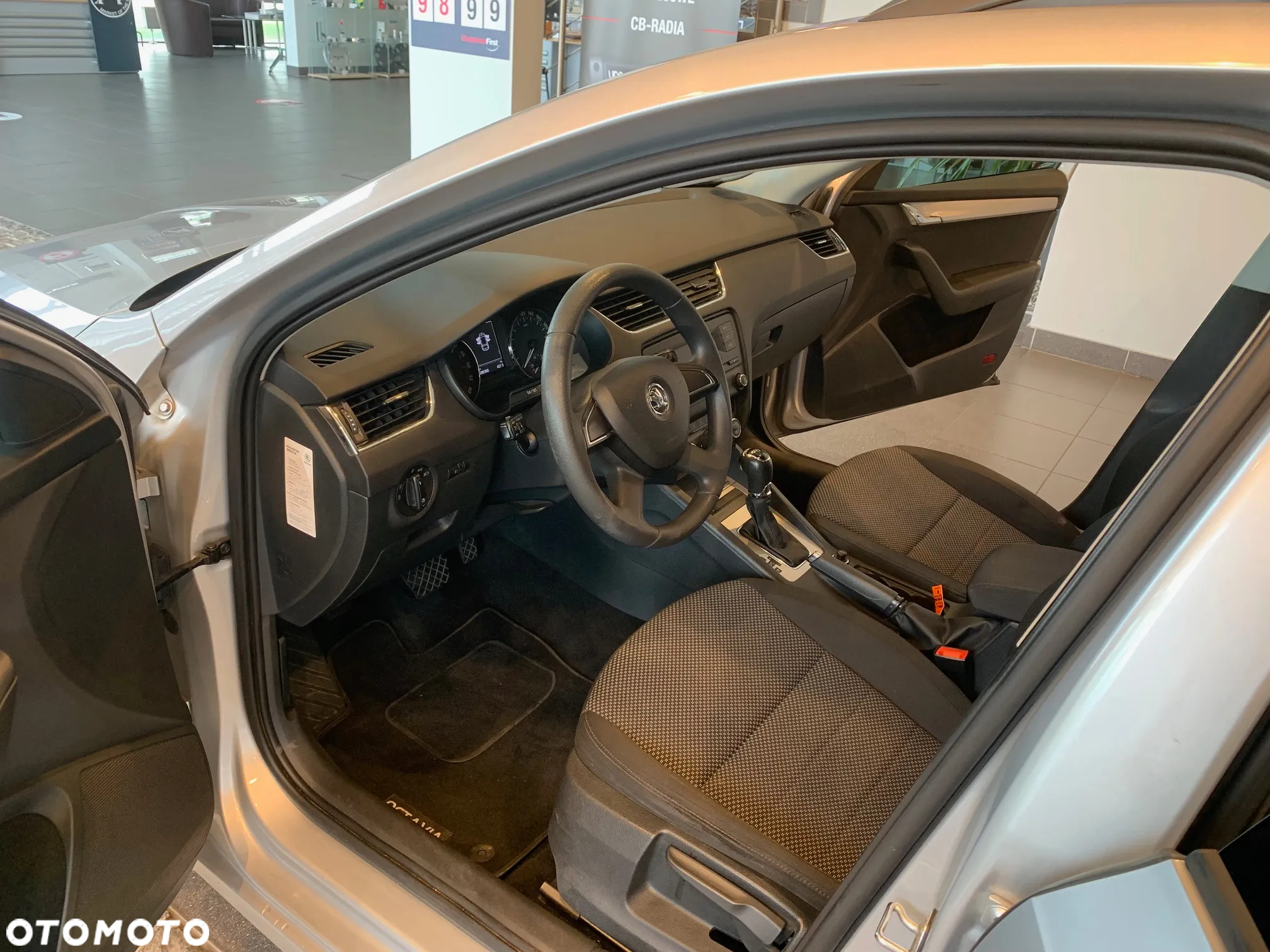 Skoda Octavia 2.0 TDI DSG Ambition - 14
