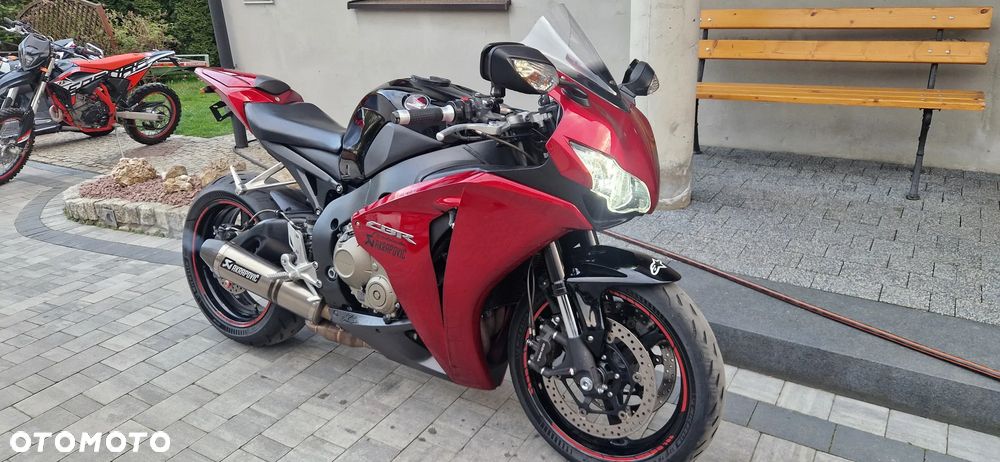 Honda CBR - 5