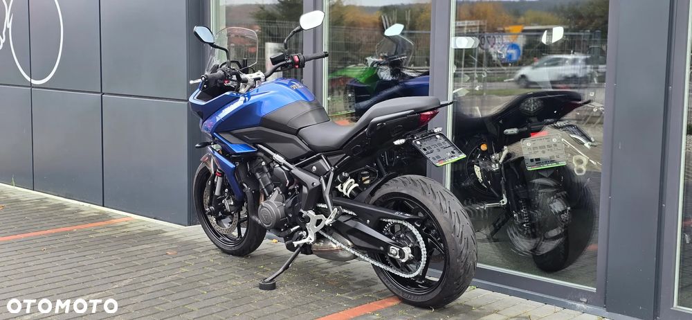 Triumph Tiger - 24