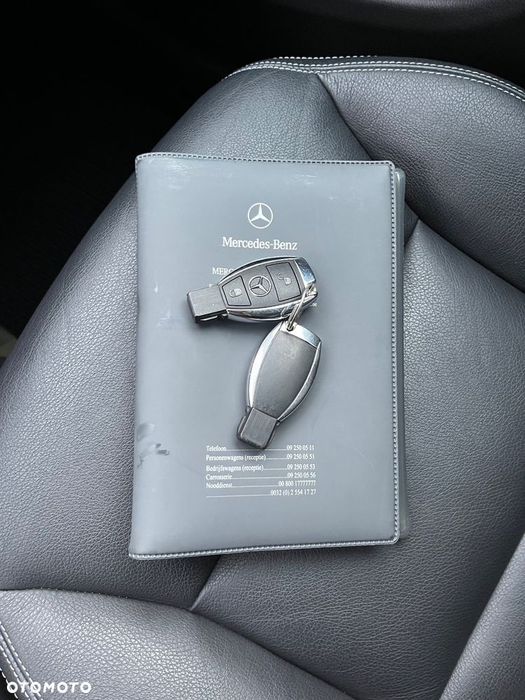 Mercedes-Benz Klasa B 180 AMG Line - 36