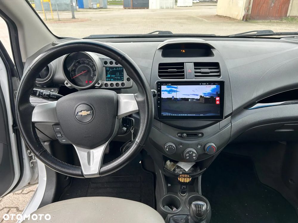 Chevrolet Spark 1.0 - 13