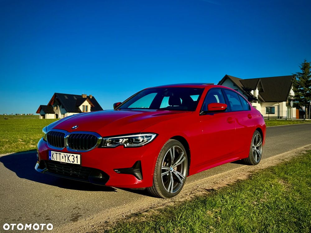 BMW Seria 3 330i M Sport - 10