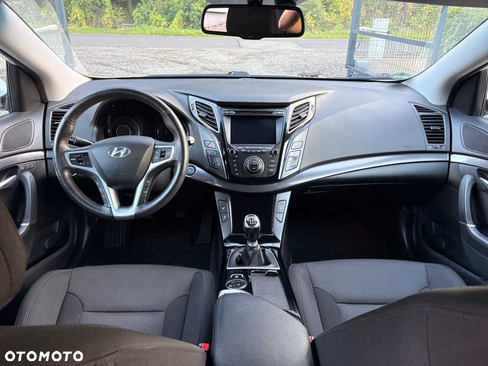 Hyundai i40 2.0 GDI Premium - 28