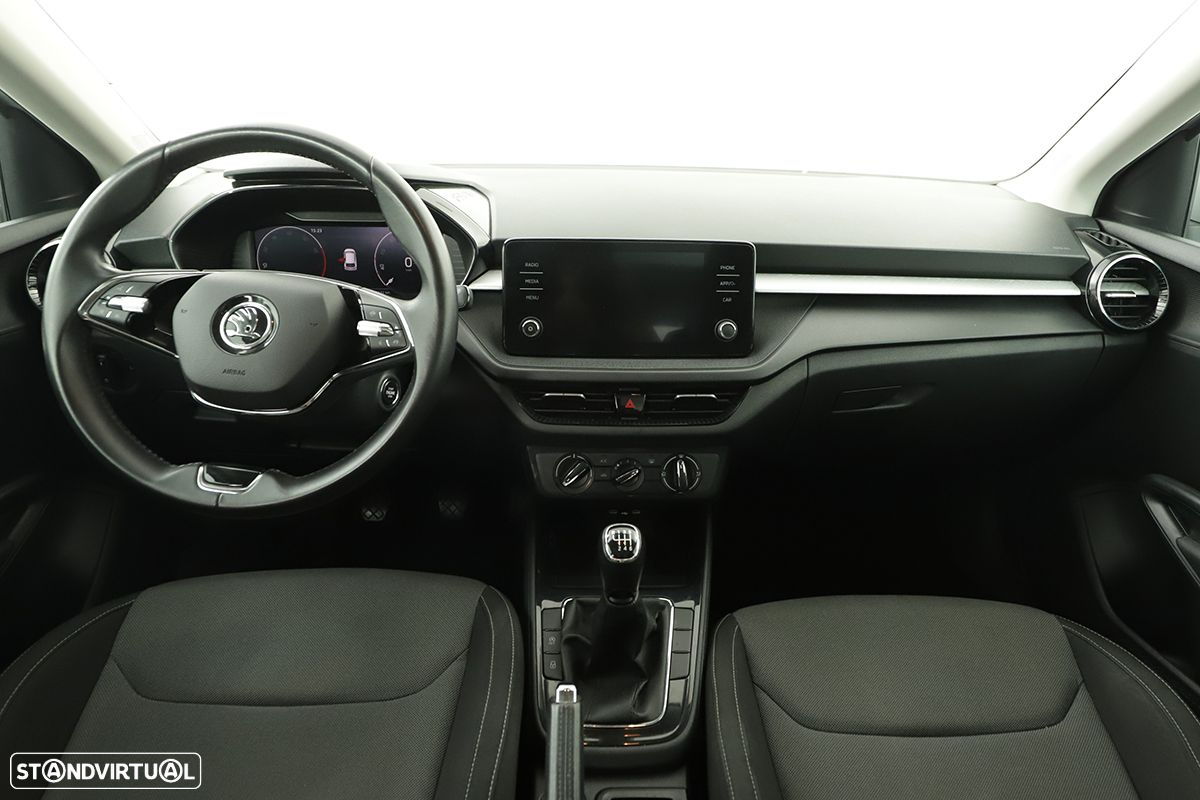 Skoda Fabia 1.0 TSI First Edition - 8