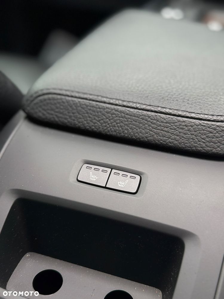 Volvo XC 60 T6 AWD Inscription - 40
