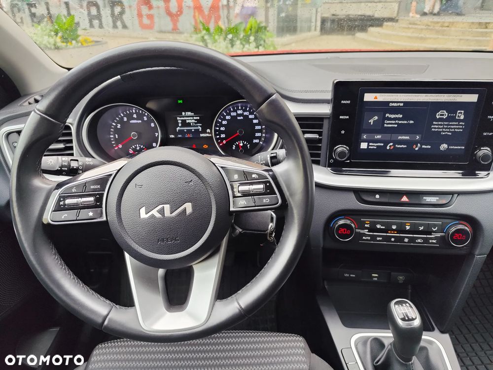 Kia XCeed 1.5 T-GDI M - 10