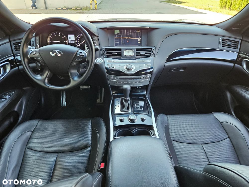 Infiniti Q70 2.2d Premium Executive EU6 - 6