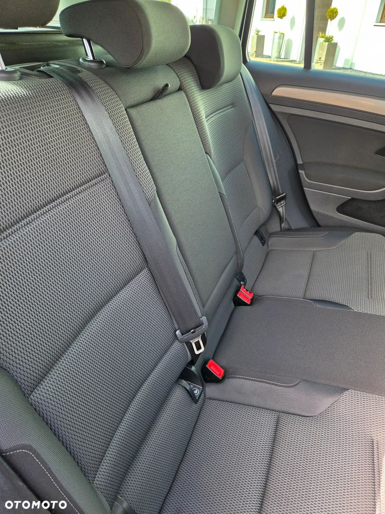 Volkswagen Golf 1.6 TDI Comfortline - 14