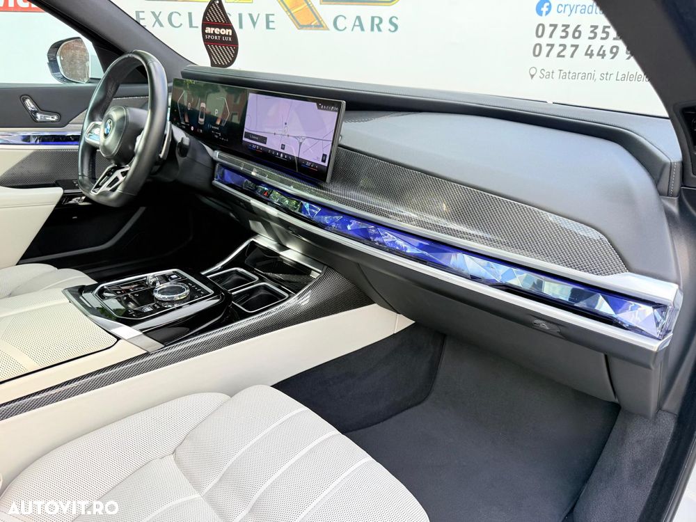 BMW Seria 7 - 32