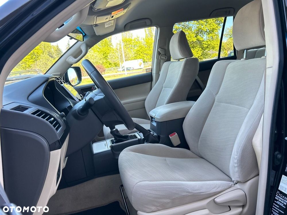 Toyota Land Cruiser LC 2.8 D-4D Prado - 10