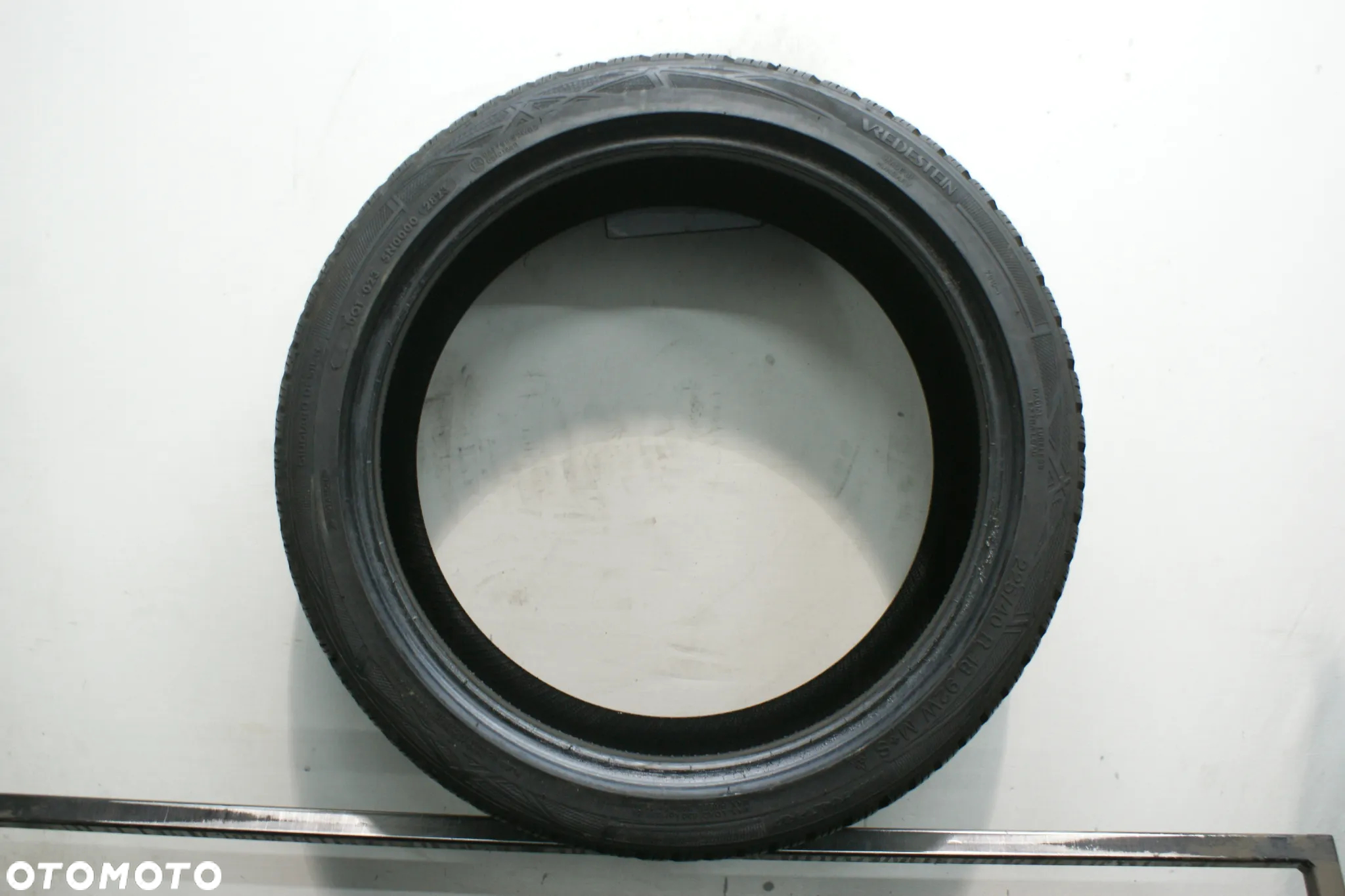 225/40R18 VREDESTEIN WINTRAC PRO , 7,9mm 2023r A10195 - 3