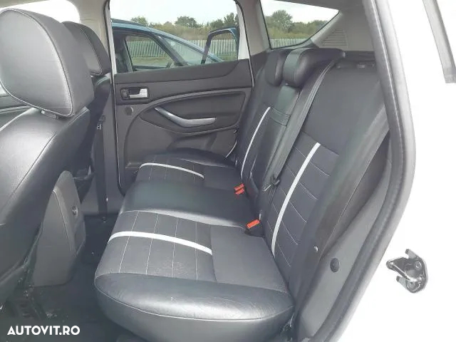 Dezmembrari / Dezmembrez Ford Kuga 2.0 DW10C cutie MMT6 culoare Frozen White - 6