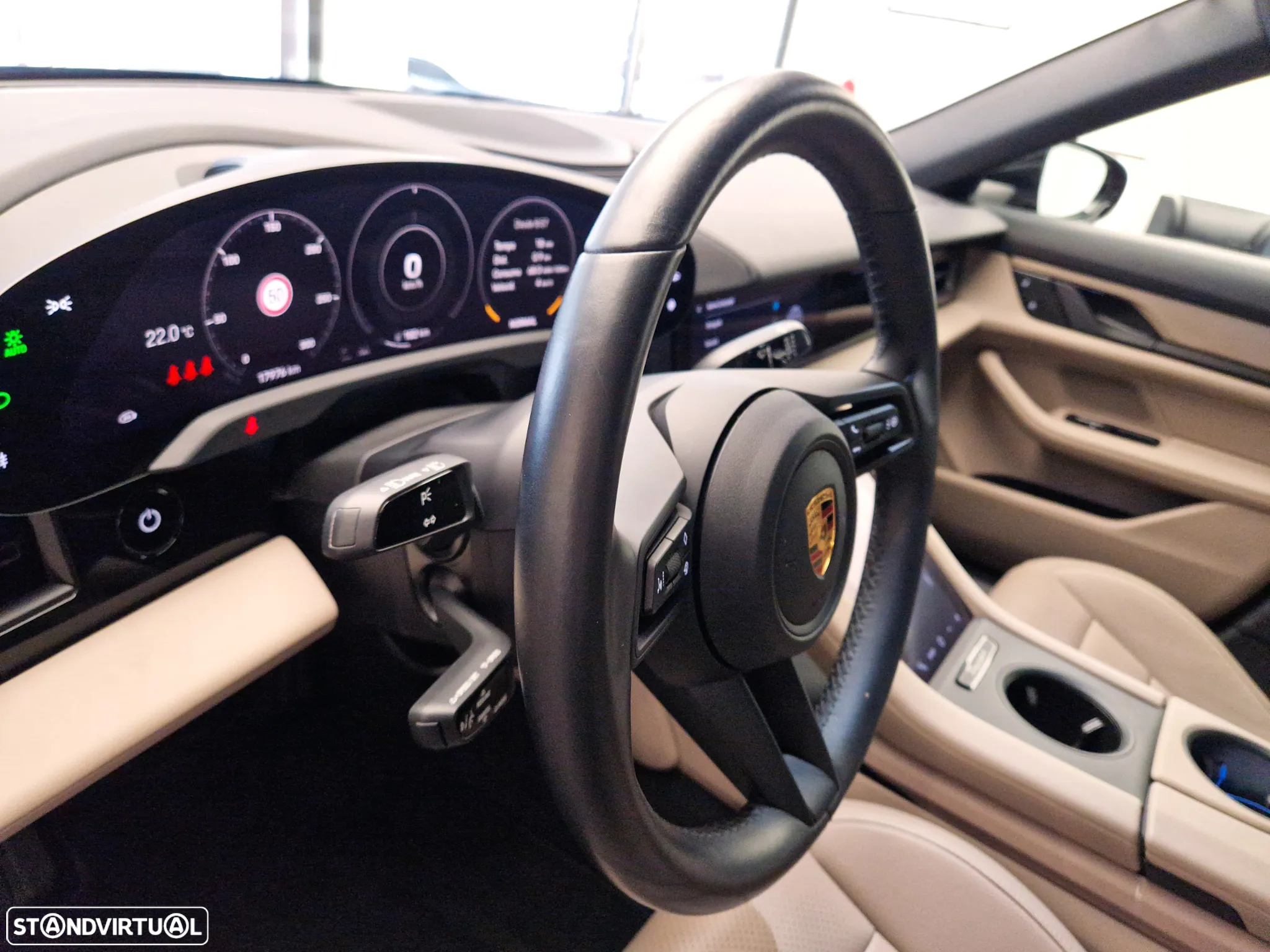 Porsche Taycan Standard - 17