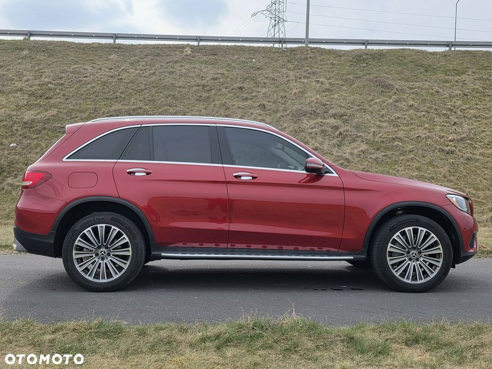 Mercedes-Benz GLC - 36
