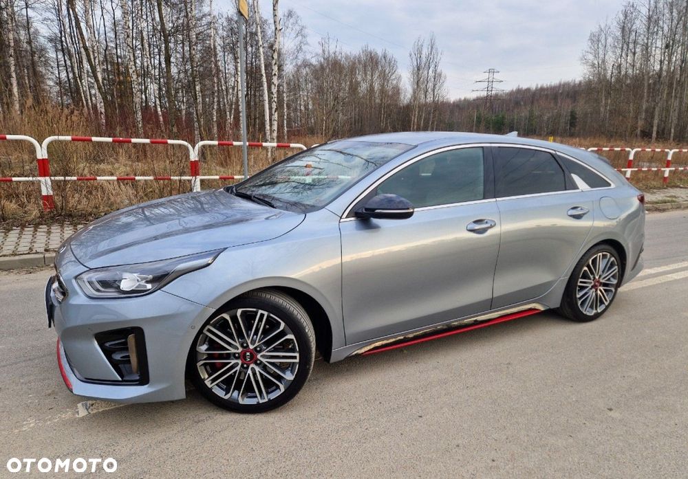 Kia ProCeed 1.6 T-GDI GT - 3