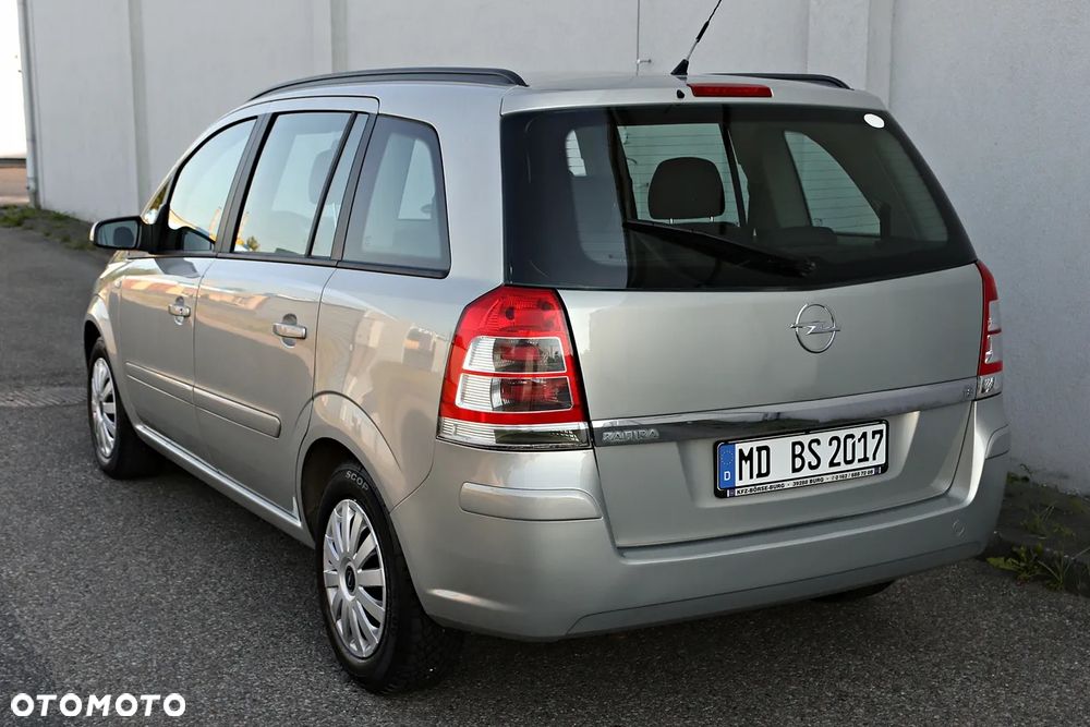 Opel Zafira - 14