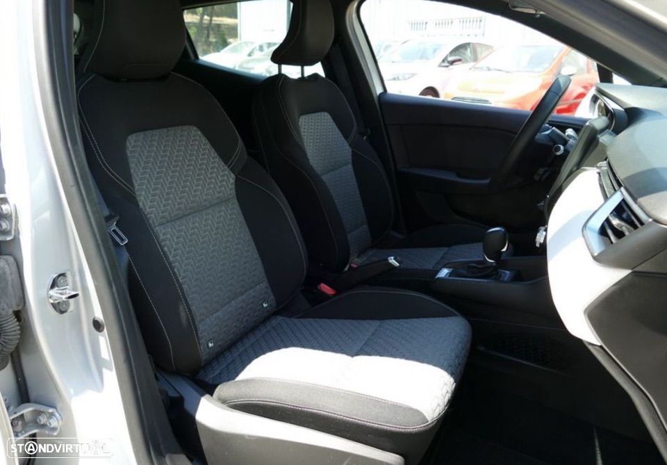 Renault Clio 1.6 E-Tech Full Hybrid RS Line - 12