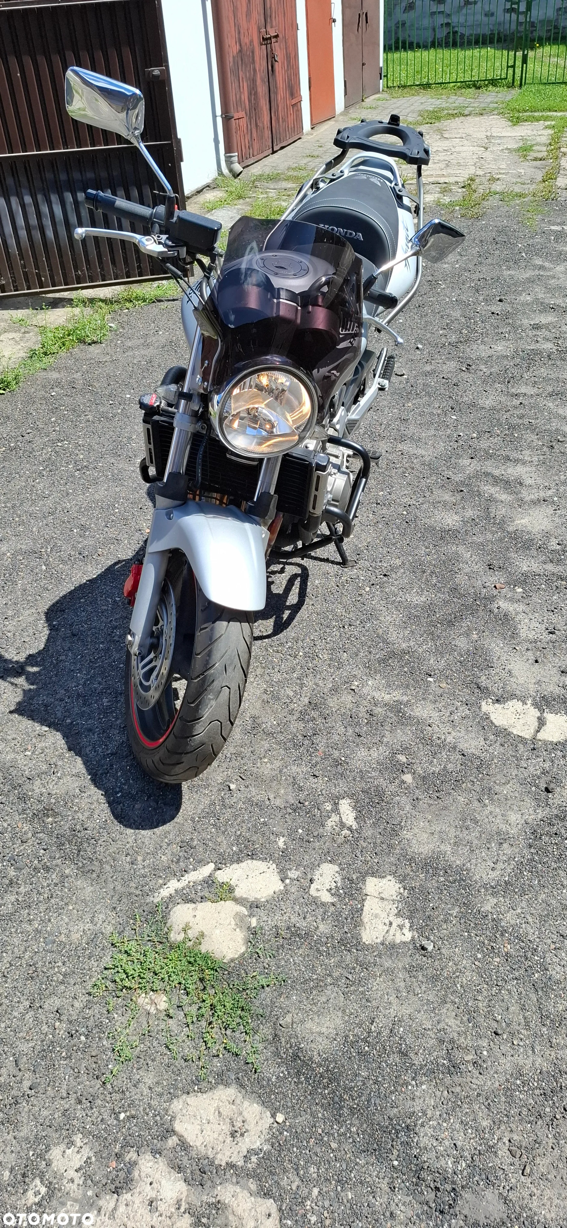 Honda Hornet - 4
