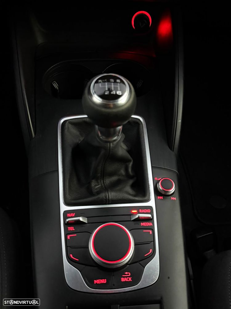 Audi A3 1.6 TDI S line Sport Pack - 14