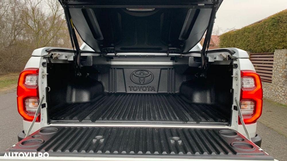 Toyota Hilux 2.8D 204CP 4x4 Double Cab AT GR Sport - 5