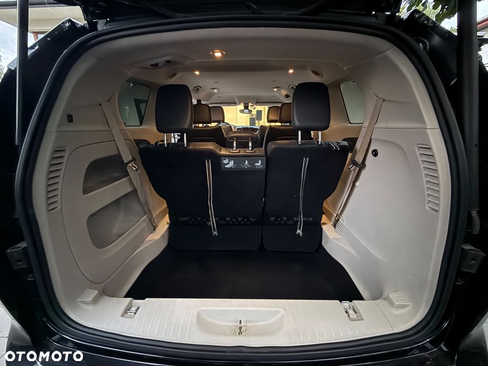 Chrysler Pacifica - 12
