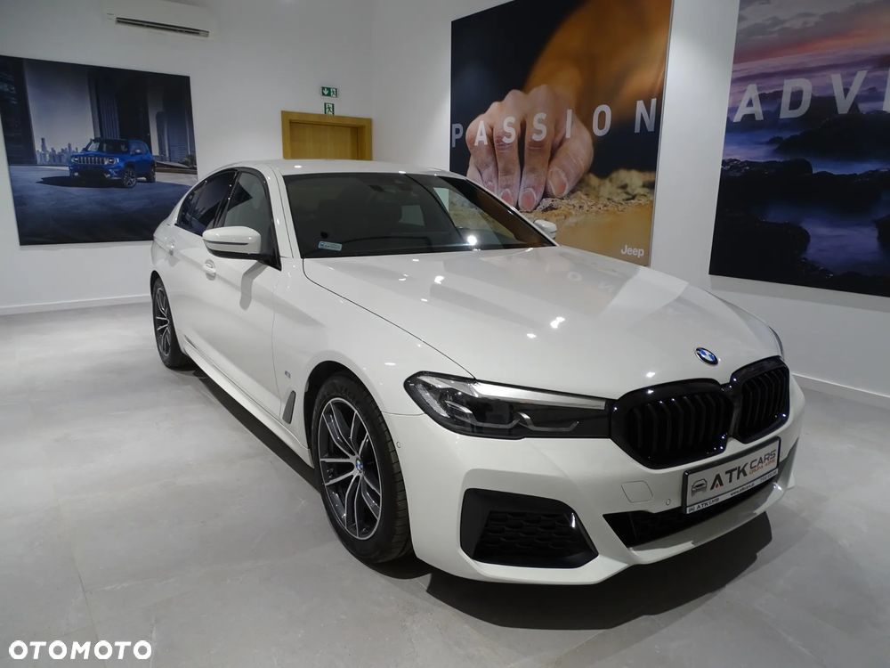 BMW Seria 5 520d xDrive MHEV M Sport sport - 3