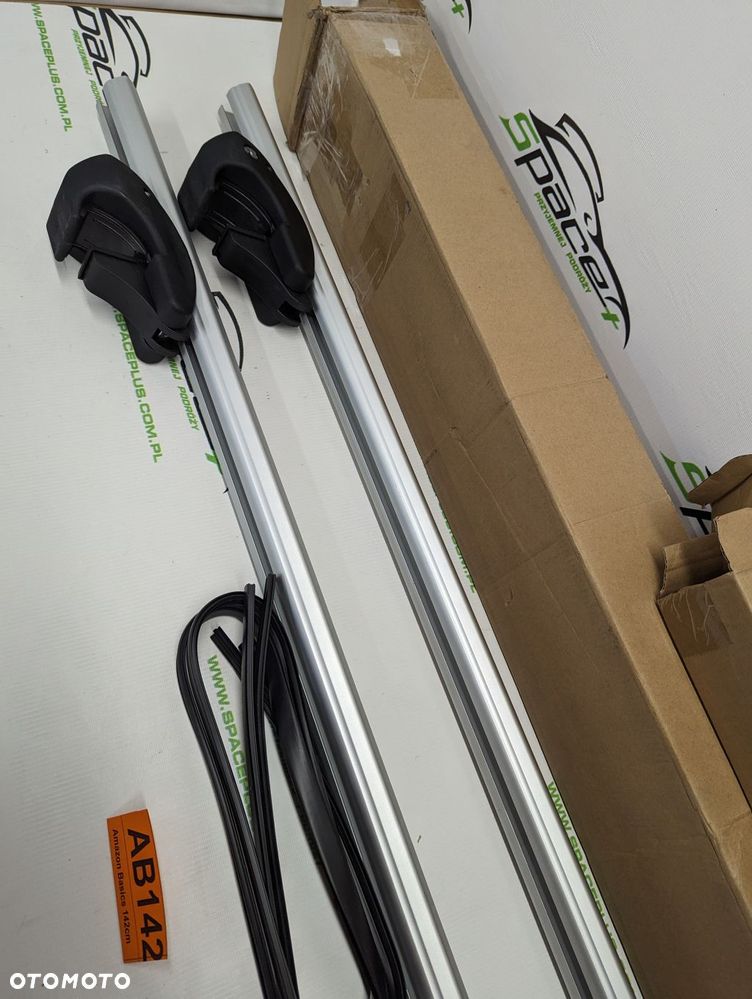 Bagażnik dachowy bazowy belki poprzeczki Amazon Basics 142cm B083T54H2S na otwarte relingi. - 5