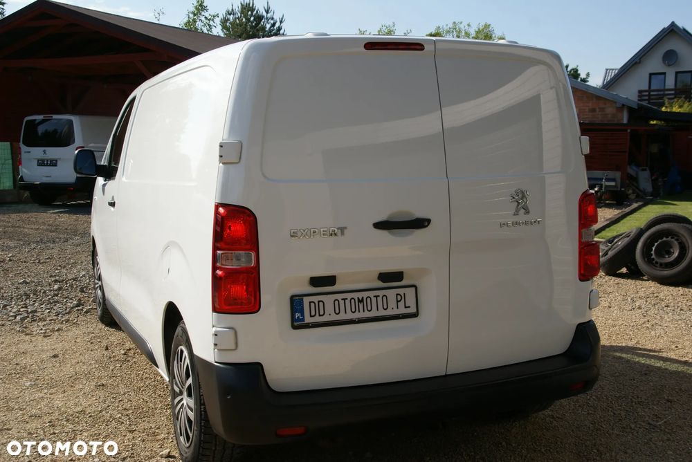 Peugeot Expert - 8