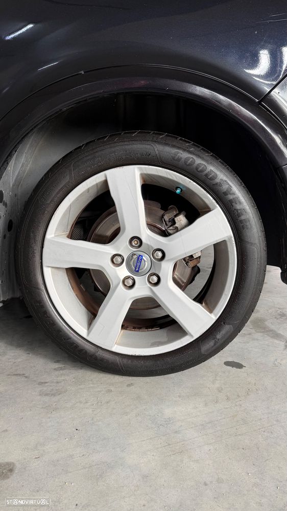 Volvo C30 1.6 D2 R-Design Start/Stop — fotografia 4