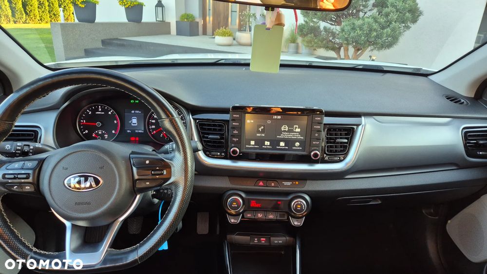 Kia Stonic 1.6 CRDi SCR L - 8