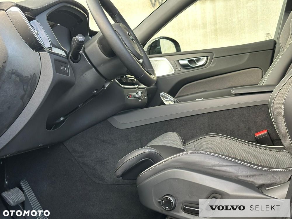 Volvo XC 60 - 26